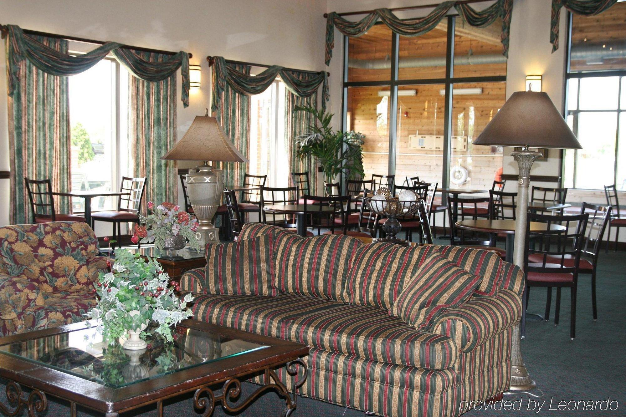 Comfort Inn & Suites Toledo Extérieur photo