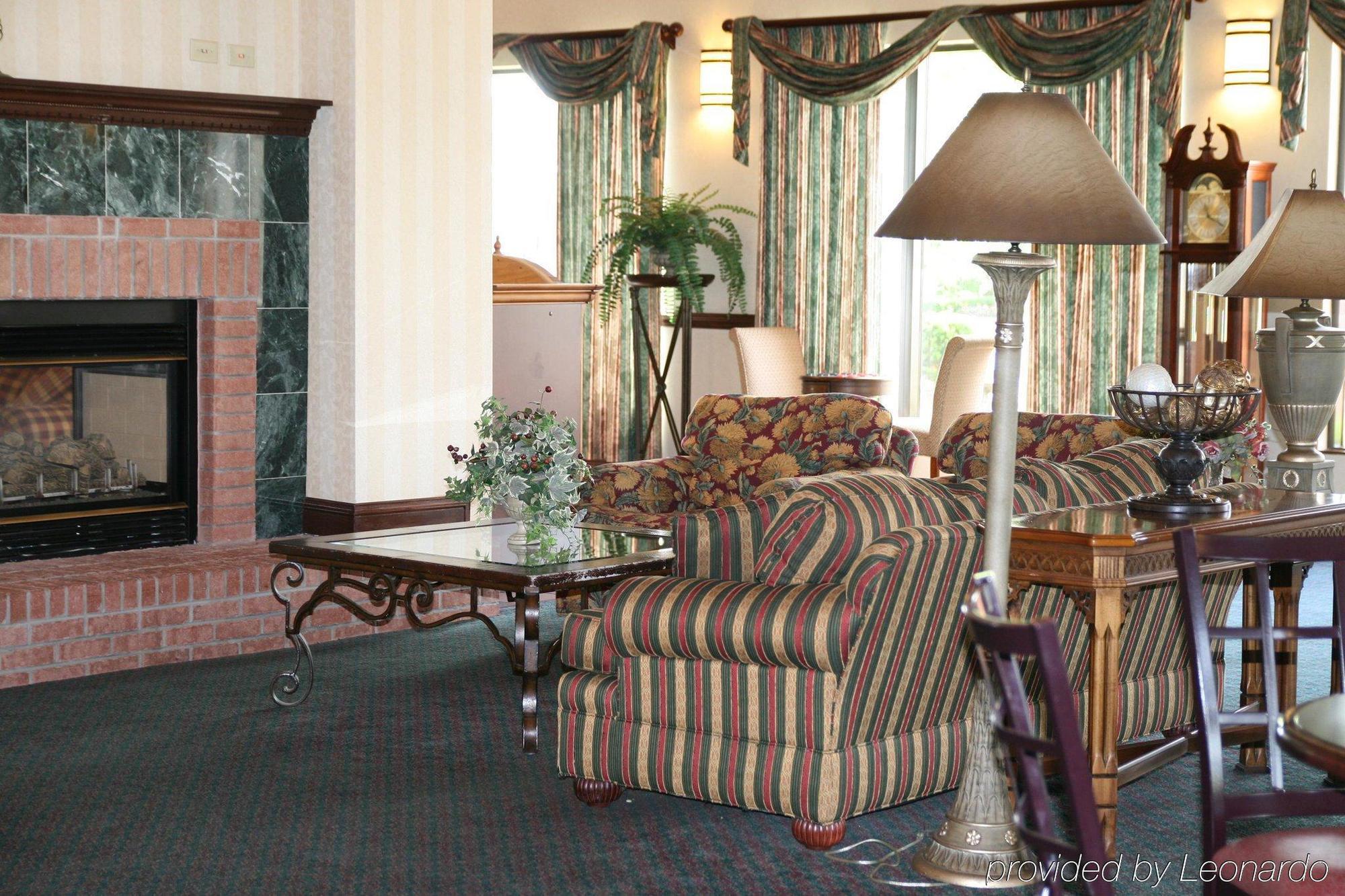 Comfort Inn & Suites Toledo Extérieur photo