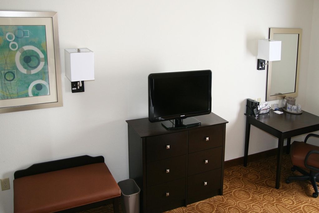 Comfort Inn & Suites Toledo Chambre photo