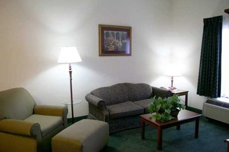 Comfort Inn & Suites Toledo Extérieur photo