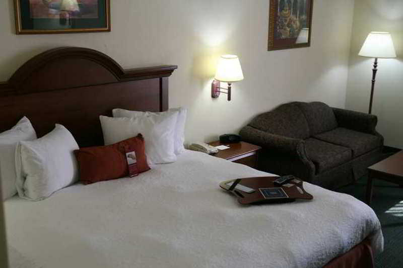 Comfort Inn & Suites Toledo Extérieur photo